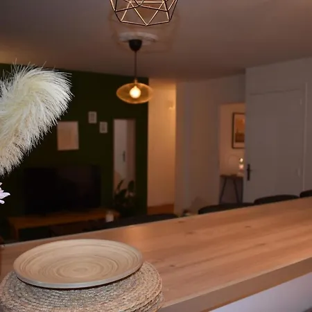Appartement Lumineux 3 - Gratte Ciel Villeurbanne