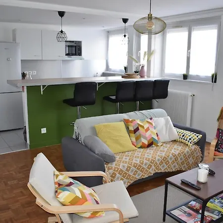 Apartment Lumineux 3 - Gratte Ciel